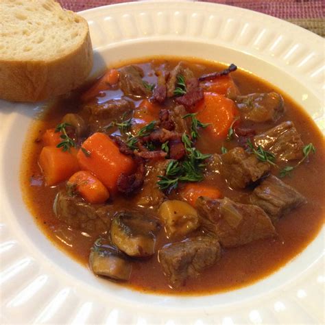 How to Pronounce Bourguignon .